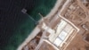 Gambar dari satelit yang menunjukkan dermaga di Gaza yang dibangun oleh militer AS dalam foto yang diambil pada 12 Juni 2024. (Foto: Maxar Technologies/Handout via Reuters)