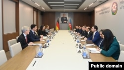 Ceyhun Bayramov və Annalena Berbokun görüşü (Mənbə: Azərbaycan Xarici işlər Nazirliyi)
