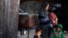 ОН соопштија дека 450.000 Палестинци биле принудени да заминат од Рафа додека Израел ги зајакнува операциите