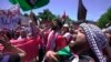 Protesters form red line around White House, calling for end to war in Gaza 