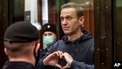 Pemimpin oposisi Rusia Alexei Navalny di Pengadilan Kota Moskow di Moskow. (Foto: via AP)