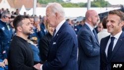 Зеленски за Ројтерс минатиот месец изјави дека на западните земји им треба премногу долго за да се донесат одлуки за помош. 