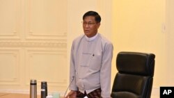 ຮອງປະທານາທິບໍດີ ທ່ານ ເຮັນຣີ ວານ (Henry Van) ທີ່ເຫັນຢູ່ໃນເອກະສານສະບັນວັນທີ 31 ມັງກອນ 2023 ໄດ້ອອກກະສຽນຈາກຕໍາແໜ່ງ ອີງຕາມການປະກາດຂອງ ໂທລະພາບຂອງລັດ MRTV ໃນວັນທີ 22 ເມສາ 2024.