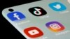 US Judge Restricts Biden Officials From Contact With Social Media Firms 