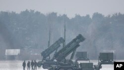 Lanseri raketa Patriot nabavljeni od SAD prošle godine raspoređeni u Varšavi, Poljska, 6. februara 2023.