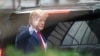 Može li Trump završiti u zatvoru jer je odnio kući povjerljive dokumente?