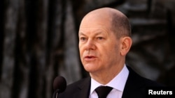 Njemački kancelar Olaf Scholz (REUTERS/Ronen Zvulun)