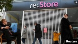 Zatvorena prodavnica Apple proizvoda u Omsku, Rusiji