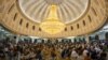 Keluarga Korban Penembakan Massal di Masjid Iran Tuntut Pembalasan 
