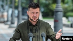 Ukrainian President Zelenskiy and Polish counterpart Duda hold joint news briefing in Kyiv