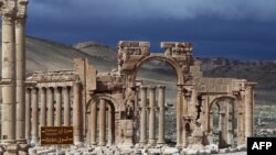 IS Fighters Take Control of Palmyra, Ancient Ruins 