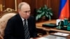 លោក Putin ចុះ​ហត្ថលេខា​លើ​ច្បាប់​ភ្ជាប់​យក​តំបន់ ៤ របស់​អ៊ុយក្រែន