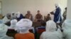 Les différentes parties réunies à Kidal (VOA/Kassim Traoré)