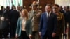 Le Premier ministre libyen Abdulhamid Dbeibah (à dr.) reçoit son homologue italienne Giorgia Meloni, dans la capitale libyenne Tripoli, le 28 janvier 2023.