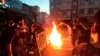 Protesti se šire po Iranu, najmanje devetoro poginulih 
