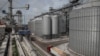 Plus de dix millions de tonnes de céréales restent encore bloquées dans les silos d'Ukraine.