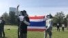 คนไทยในบอสตันจัดชุมนุม - เลี่ยงจุดอ่อนไหว 'จตุรัสภูมิพลฯ'
