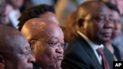 Le président sud-africain Jacob Zuma, deuxième à gauche, lors de l’annonce des résultats des élections municipales à Pretoria, Afrique du Sud, 6 août 2016. 