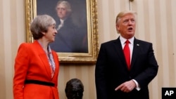 លោក​ស្រី Theresa May នាយក​រដ្ឋ​មន្ត្រី​អង់គ្លេស និង​លោក​ប្រធានាធិបតី​សហរដ្ឋ​អាមេរិក ដូណាល់ ត្រាំ បាន​ជួប​គ្នា​នៅសេត​វិមាន​ កាល​ពី​ខែ​មករា។
