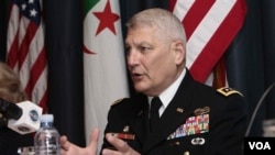Panglima operasi militer Amerika di Afrika, Jendral Carter Ham (foto: dok).
