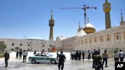 د چارشنبې په ورځ ترهگرو د امام خمیني پر مقبره او د ایران په پارلمان بریدونه وکړل