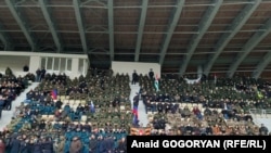 "რადიო თავისუფლების" ფოტო: სოხუმი, რუსეთის და რუსული არმიის მხარდამჭერი აქცია სოხუმის სტადიოინზე, 11 მარტი, 2022