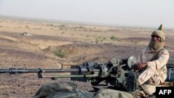 Un combattant Touareg de la CMA,près de Kidal le 28 septembre 2016. (AFP)