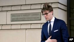 Alex Van der Zwaan devant un tribunal fédéral à Washington, le 20 février 2018.