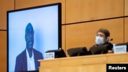 Brat Džordža Flojda, Philonise Floyd, preko video linka se obraća visokoj komesarki za ljudska prava Michele Bachelet na debati o kršenju ljudskih prava i sistemskom rasizmu, u Ženevi, 17. juna 2020. (Foto: Reuters)