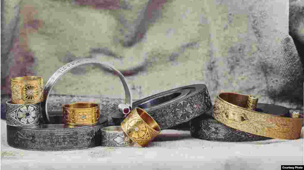 Antique-style jewelry, created with traditional molds and techniques, captures a sense of history. (Courtesy Hugo Kohl)