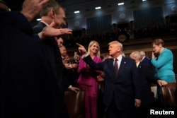 Prezidan Donald Trump rive nan Kongre a pou pwononse yon diskou, 4 Mas, 2025.