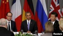 Barack Obama en réunion avec d'autres membres du P5+1, lors du sommet de Washington sur la sûreté nucléaire, Washington, le 1er avril 2016. 
