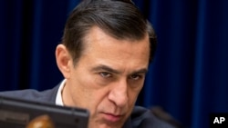 រូបឯកសារ៖ លោក Darrell Issa សមាជិក​សភា​តំណាង​រាស្រ្ត​គណបក្ស​សាធារណរដ្ឋ នៃ​រដ្ឋ​ California។
