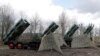 Baterija novog raketnog zemlja-vazduh sistema S-400 "Trijumf", u blizini vojne baze Gvardejsk, nedaleko od Kaljingrada, Rusija, 11. marta 2019.