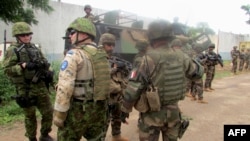 Des soldats de l'EUFOR RCA à Bangui, en RCA (AFP)