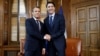 Trump Spars With G-7 Host Ahead of Summit 