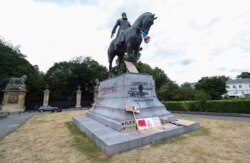 Пам’ятник бельгійському королю Леопольду Другому після протестів у Брюсселі 7 червня 2020 р.