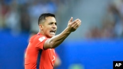 Le joueur Alexis Sanchez lors d'un match entre le Chili et l'Allemagne, en Russie, le 2 juillet 2017.