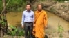 កម្ពុជា​តវ៉ា​នឹង​វៀតណាម​ដែល​ជីក​ស្រះ​ទឹក​ចូល​ដី​ខ្មែរ