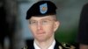 AS Bebaskan Chelsea Manning
