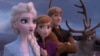 Gambar ini dirilis oleh Disney, menunjukkan Elsa dan Anna dalam sebuah adegan dari film animasi, "Frozen 2." (Foto: Disney via AP)