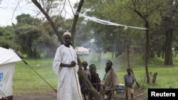 A refugee family from Sudan, having newly resettled in Gendrassa camp in Maban, Upper Nile State, South Sudan, on the border with Sudan, is seen August 2, 2012. 