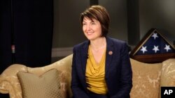 Anggota DPR Amerika, Cathy McMorris Rodgers, saat latihan pidato untuk menanggapi pidato kenegaraan Obama (28/1). (AP/Susan Walsh)