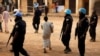  Des réfugiés centrafricains arrivent en RDC après les combats de Bangassou