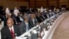 La cérémonie de signature d'un accord entre la junte militaire du Tchad et des groupes armés pour les pourparlers de paix nationaux, en l'absence du FACT, principal groupe rebelle, le 8 août 2022 à Doha au Qatar. (Photo MUSTAFA ABUMUNES / AFP)