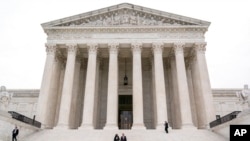 The Supreme Court building is seen in Washington, Sept. 30, 2022.