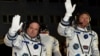 Un astronaute de l'ISS dévoile la première fleur cultivée dans l'espace