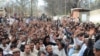 کورمې کې لسګونه زره کسانو د لارو پرانیستلو لپاره لاریون کړی