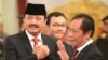 Kepala Badan Intelijen Negara (BIN) Jenderal Budi Gunawan (kiri) bersama pendahulunya Sutiyoso di Istana Negara (9/9). (Biro Pers Kepresidenan)