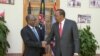Rais wa Tanzania, John Magufuli, na mwezake wa Kenya, Uhuru Kenyatta.